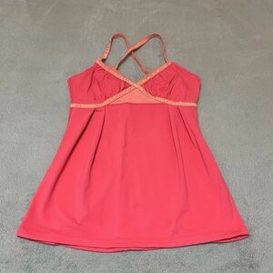 Lululemon Tank Top Womens Size 6 Built in Bra With No Pads Pink